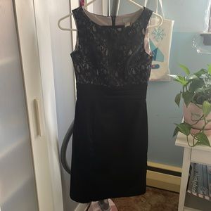 Woman party & wedding dress, size 4, new, black